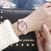 Avanadores de punho Mulheres Relógios Senhoras Pulseiro de ouro rosa Small Leather Straplelet Watch For Girls Gift Relogio Feminino Relógio