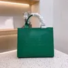 Tygväskan 5A Totes väskor Designer Women Leather Handbag präglade prägling all-match shopper axel handväskor hög kvalitet 1106