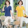 Kvinnors träningsdräkter XL-5XL Summer Cottton Linen 2 Tvådelar Set Women V-Neck Bluses and Embroidery Croped Pants Suits Elegant Korean