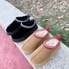 Tasarımcı Boot Ayakkabıları Kış Koyun Dinleri Botları Kadın Tasman Terlik Tazz Klasik Katırlar Kestane Siyah Sıcak Kürk İç Mekan Terlik Kaynıkları Yüksek Kalite