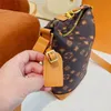 Bolsas de noite Cruz Body Man Designer Women Bolsa Bolsa Hobo Cruiser Purse Brown Flower Flower Tootes