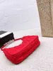 Torby wieczorowe Trójkąt ramię Trójkąt Designer Red Torebka Pakiety zakupowe Wysokiej jakości skrzyżowanie żeńskie torebki podróżne 220406