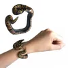 Держищевые подарки фальшивая змея новинка игрушки симуляция змея смоля с змеи
