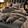 Conjuntos de cama Conjunto de veludo de leite de leite de inverno outono com travesseiros de cama de edredom Brophases Luxury Soft quente Camas de casal caseiras