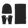 Bomboniere natalizie Set di cappelli e guanti con sciarpa calda lavorata a maglia invernale Kit di accessori per tenere al caldo gli adulti