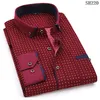 Męskie koszulki męskie Mężczyznę Modną koszulę z długim rękawem YL0106 Slim Fit Male Business Chemise Homme Soft Commisas de Hombre