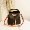 Bucket Bag Corduroy Crossbody Handbag Tote Bags Classic Letter Cow Genuine Leather Canvas String Purse Fluff Decoration Adjustable Shoulder Strap Clutch