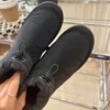 Nuovi stivali alla moda Stivali da neve da donna in piuma d'oca Designer di alta qualità Scarpe da pane corte in pelle scamosciata Mini pelle bovina Outdoor Suola spessa calda e antiscivolo 36-40