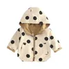 Jackets de casaco de garotas de vento infantil bebês meninas de bolinhas com capuz para fora de casaco de casacos de casacos roupas para crianças roupas 211023