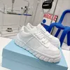 Sneakers pra Lace-up Casual Shoes Platform Modern Design Applique e White Shoes Black Serrated Thick-Soled Rubber Foam Running Outsole Loafers Leather Sports