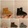 Designer Australia Wgg AUS snow boot kids children winter warm shoes Mini Bailey Bling Button ankle booties Baby short Boots Slip-on shoe XMAS gifts