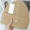 Gorro de punto de lana cálido de Color sólido para mujer, gorro con puños fluorescentes, gorros femeninos, gorro informal cálido, invierno y otoño