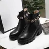 Kvinnor Martin Boots Designer Lyx Låg Chelsea Diamond Boots Ankel Motorcykel Cowboy Roman Fashion Militär Stridskänga med tjock klack utomhus Damskor