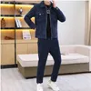 Tute da uomo Tuta da giacca in velluto a coste con chicchi di mais Uomo Primavera/Autunno Versione coreana Moda Abiti da tutto fiammifero slim Completi da 2 pezzi