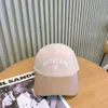 Boll Caps Designers Luxury Casquette Hats Letters Baseball Spring Autumn and Winter Women Simple Temperament Lambool Street mode mångsidig passform