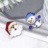 Hombre de nieve lindo pequeño divertido esmalte broches alfileres para mujeres chica hombres regalo de Navidad camisa decoración broche Pin Metal Kawaii insignia