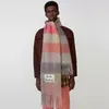 Sokak Moda Kadınlar Kaşmir Kış Eşarp Tasarımcı Birleştirme Battaniye Mektupları Kaba Kadın Türü Renk Damalı Püskül 22 G2210182F