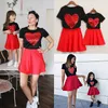 Mamá e hija vestido chándal primavera otoño familia ropa a juego bebé niña bordado amor conjuntos de ropa 220426