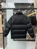 Vinterpufferjacka Mens Down Jacket män Kvinna förtjockar varm kappa mode herrkläder lyx varumärke utomhusjackor nya designers wo 392