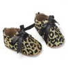 Chaussures de sport 0-18 mois Born Baby Tassel Soft Sole Glitter Infant Boy Girls Toddler Moccasin