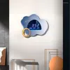 Horloges murales montrent le salon léger horloge de luxe à la maison mode créative smart électronique suspendue