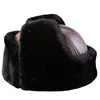 Berets Men's Oryginalny skórzany kapelusz Zima zagęszcza termiczne czapki bombowce moda owczacza aksamitna ochrona ucha