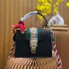 Marinväska kvinnliga designer handväskor äkta läder kors kroppspåsar importerade ko läder lövbara axel rem vävt fyrkantiga påse biet stjärnor bowknot halsdukar totes