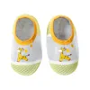 Eerste Walkers Toddler Ademend gaas de vloer Socks Barefoot Non Slip Shoes Infant Boys Girls Prints Cartoon