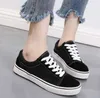 Casual Flats Buty Sneakers Bute Classics Old Skool Canvas Classic Black White Skate Board Kobiety Klasyki 0fdt Mężczyźni