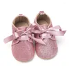 Chaussures de sport 0-18 mois Born Baby Tassel Soft Sole Glitter Infant Boy Girls Toddler Moccasin