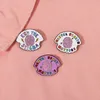 Yaratıcı renkli beyin broş İngilizce harfler alaşım broş kişiselleştirilmiş kıyafetler şapka aksesuarları pin boya rozeti