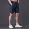 メンズショーツメンズファッションマルチポケットスポーツフィットネス織られたジョギングパンツ通気性ランニングスウェットショート男性カジュアル