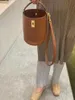 Designer Bags 2022 Spring and Summer New Arc De Triomphe Bucket Leather Women's Versatile Single Shoulder Msenger Bag Mother Factory Direct Sale