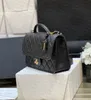 10A Women Women Bag CC Postman Bag Rhomb Handle Bag Bag Bag Clamshell Classic Caviar Leather Leather Vintage Crossbod