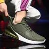 Mężczyźni Sneakers Summer Zapatillas Deportivas Hombre Modna oddychanie swobodne buty Sapato Masculino Krasovki Wszystkie męskie buty