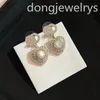 Vrouwen bengelen kroonluchter oorbellen ontwerper parel oorbel sieraden charme luxe retro elegante pendientes metalen oordingen dongjewelrys