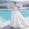 Simple Satin Wedding Dress O-neck Sleeveless With Pocket Long Bridal Gown Court Train Elegant Saudi Arabic Bride Dresses 2022 Robe de Mariee