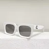 Transparent Designer Chaopai Frame Sunglasses White Fashion Men and Women Hip-hop Off Personality Ow40001u