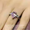 Anéis de Casamento 2022 Chegada Luxo Rosa Pêra Anel de Noivado Para Mulheres Presente de Aniversário Jóias Atacado R7729