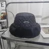 デザイナーがバケツの厚い帽子冬のけいれんしたブリム帽子