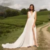 Vestido de noiva encantador de praia boho lateral branco dividido vestidos de noiva de volta v pregas de decote