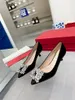 Lumière-bouche fleur strass chaussures à talons hauts talon femme 2022 nouveaux fusibles chinois