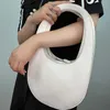 الأكياس المسائية Ins Niche Oval Goose Egg Egg Handbags 2022 New Highwiqualy Counder Handbag Bage AllMatch Womens Bag J221012