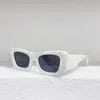 Gafas de sol para hombres y mujeres 13Z Estilo de verano Anti-ultravioleta Placa retro Tablón Gafas de montura completa Caja aleatoria