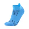 Chaussettes pour hommes 2 paires/lot coton hommes femmes automne hiver épais Terry mode décontracté cheville anti-dérapant déodorant