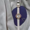 WOMENS OGGIEGGIO LUSSO DONNE Irregolare Women Brand Quartz Clock Qualità Ladies Orologi da polso in pelle femminile 221018