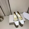 Zapatos de vestir Zapatos de mujer con cuentas de perlas Diseñador de lujo Cabeza cuadrada Francés Boca poco profunda Alto S Primavera Temperamento simple Moda media