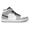 2020 New 1 1s chaussures de basket-ball loup voile gris rouge gymnase Sneakers noir blanc Los Angeles Noir Toe avec porte-clés de la boîte