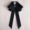 Bow Ties 2022 Kvinnors skjorta band chic slips cravat män söt brudgum bröllopsfest fjäril legering strass kristall bowtie lady slips