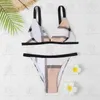 Kvinnors plus storlek badkläder Summer Womens Designers Baddräkter Bikinis Set Multicolors Time Beach Bathing Suits Wind Badkläder R3206